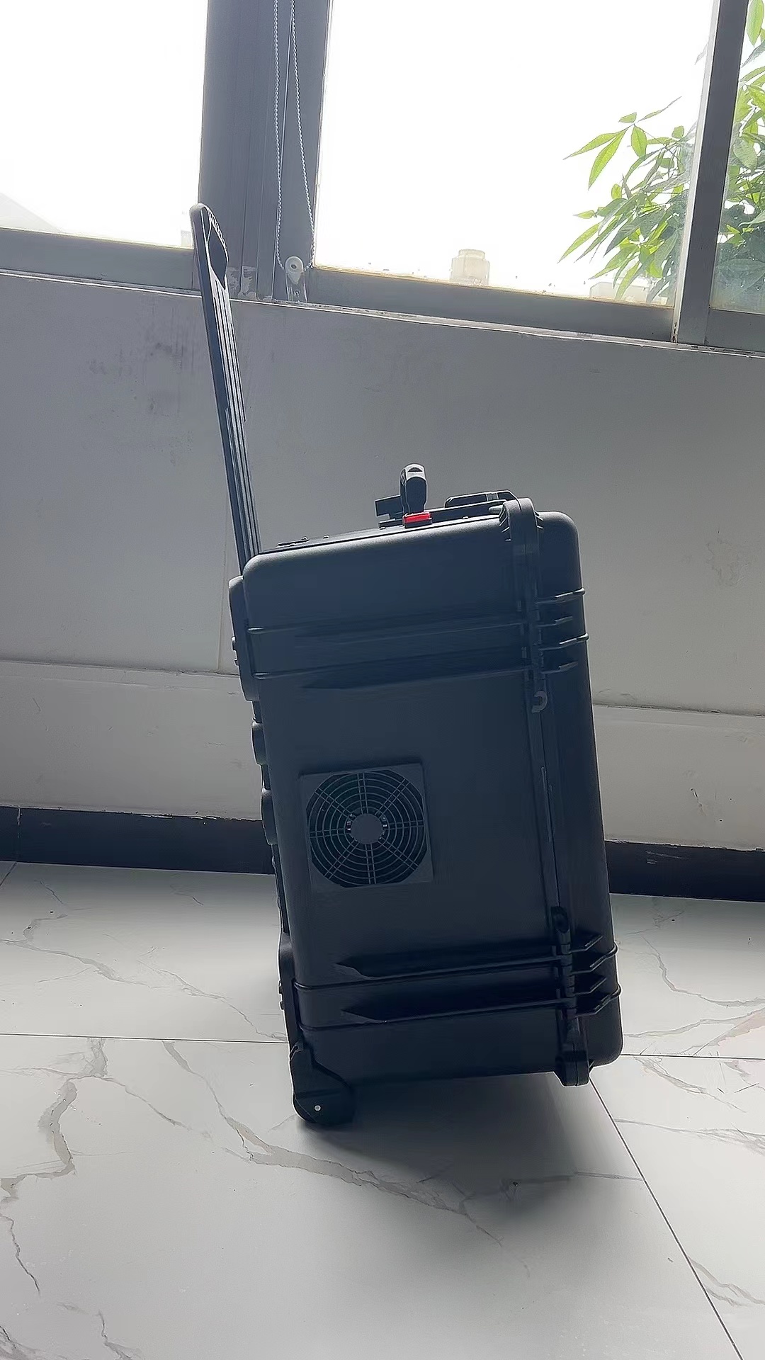 扎赉诺尔手拉箱型移动通信干扰器